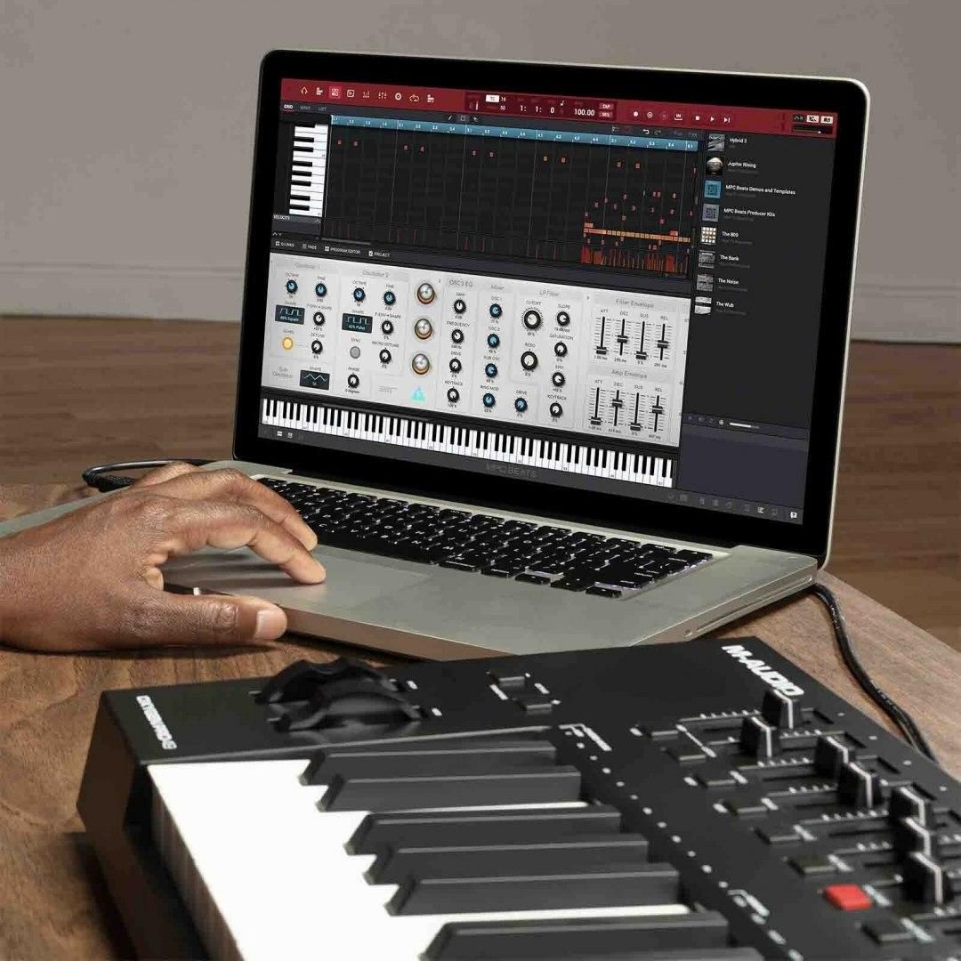 Oxygen PRO 49