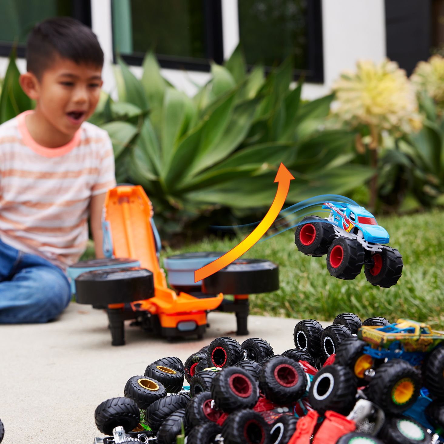 Hot Wheels City Mega Garaż Atak smoka 4