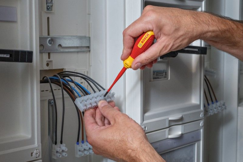 Bosch Wkrętak VDE - 2