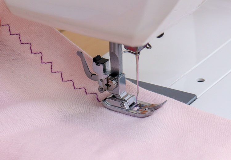 Janome Juno J15 - 4