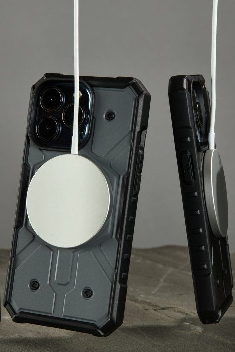 UAG Pathfinder magsafe