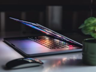 Jaki laptop kupić? Wybierz idealny model dla siebie