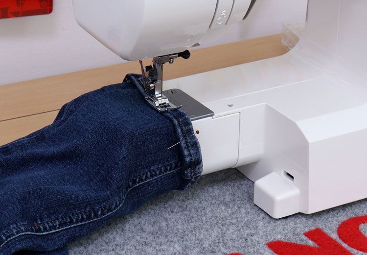 Janome Juno J15 - wolne ramię