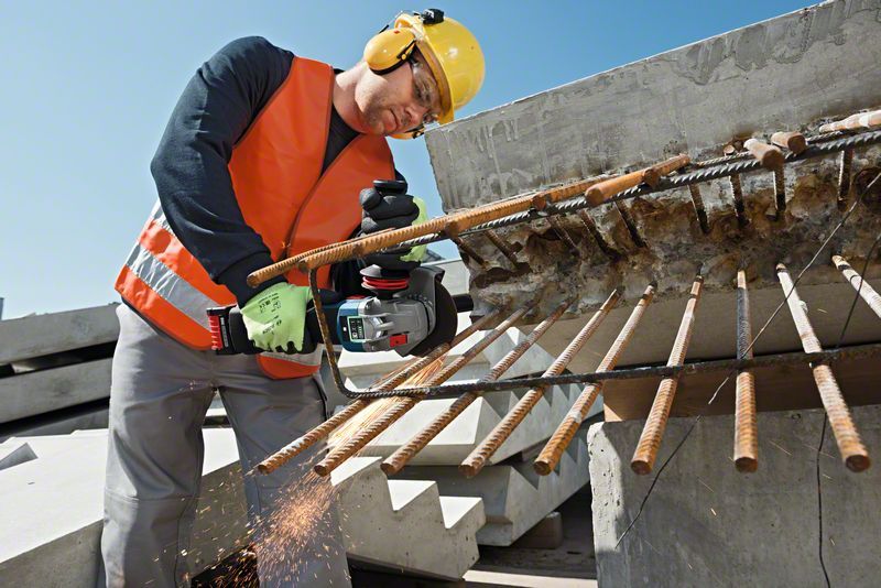 Bosch GWS 18V-10 SC Professional - 2