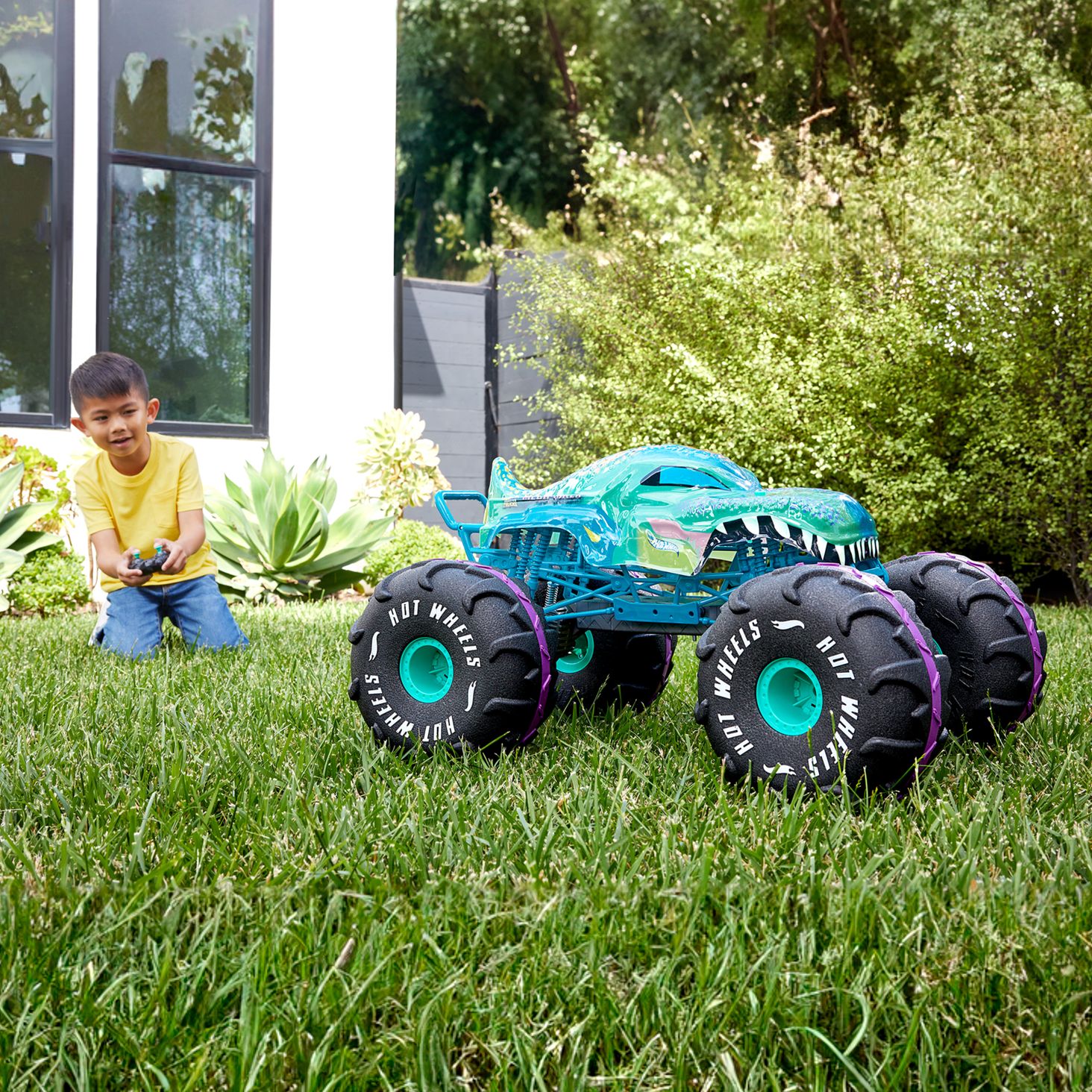 Hot Wheels Monster Trucks R/C Mega-Wrex 3