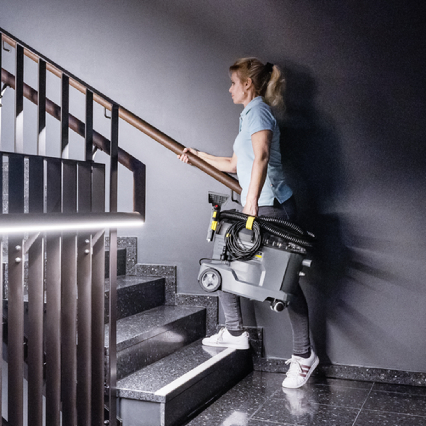 Karcher Puzzi 8/1 1.100-240.0 - 4
