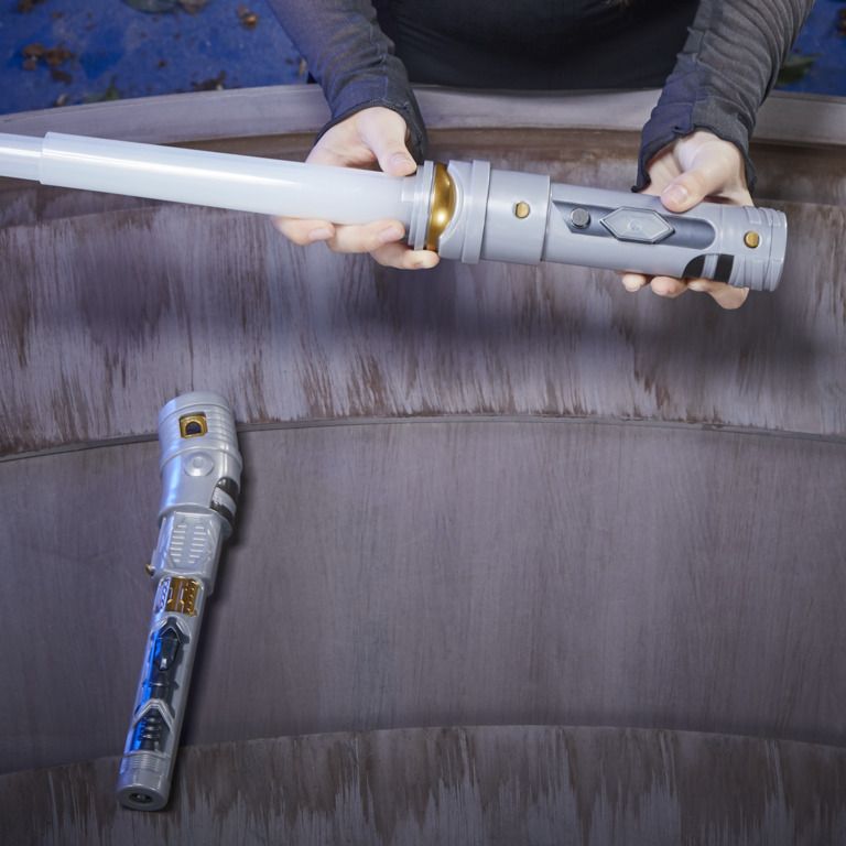 Star Wars Ahsoka Tano Lightsaber Forge F7426-1
