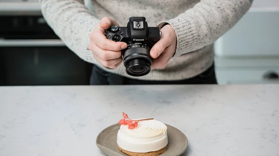 Canon EOS M50 Mark II lifestyle2