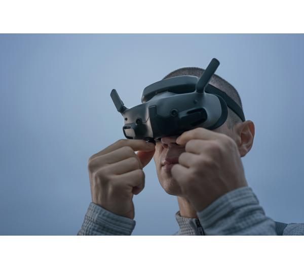 Dron DJI Avata 2 Fly More Combo.3