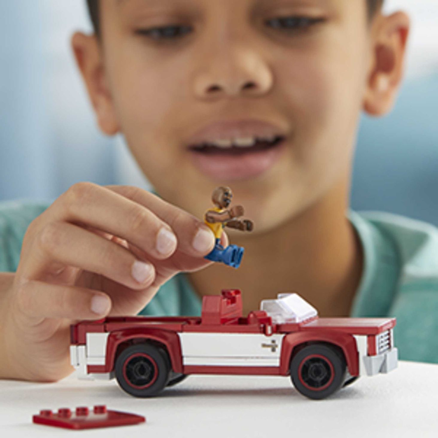 Hot Wheels® '83 Chevy® Silverado™ 2