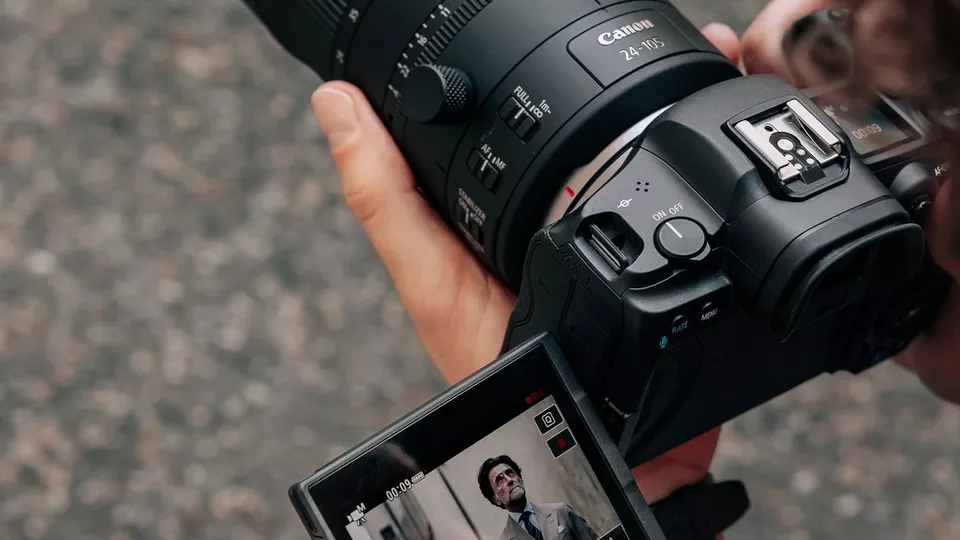 RF 24-105 mm f/2.8 L IS USM 4