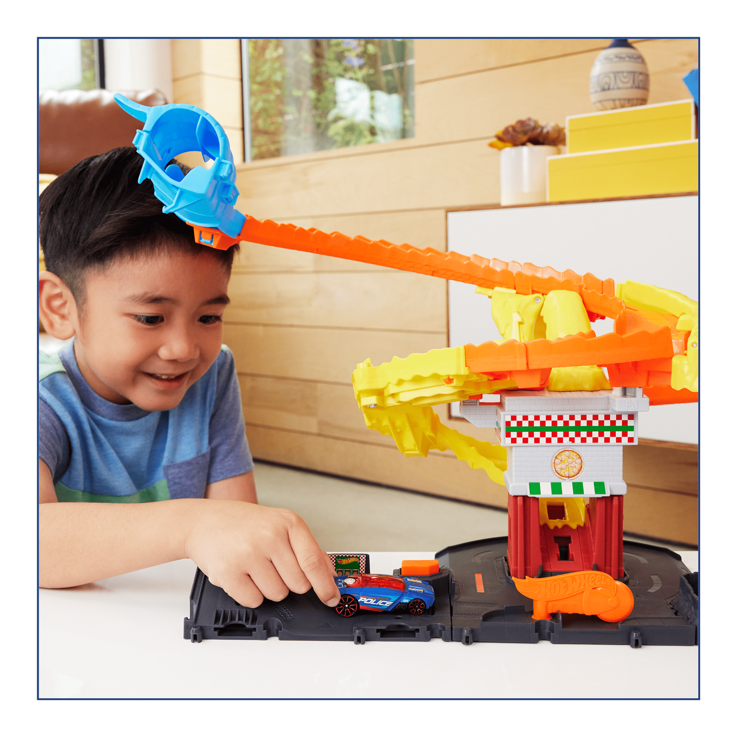 Hot Wheels City Odjazdowa pizza – Atak kobry Zestaw 9