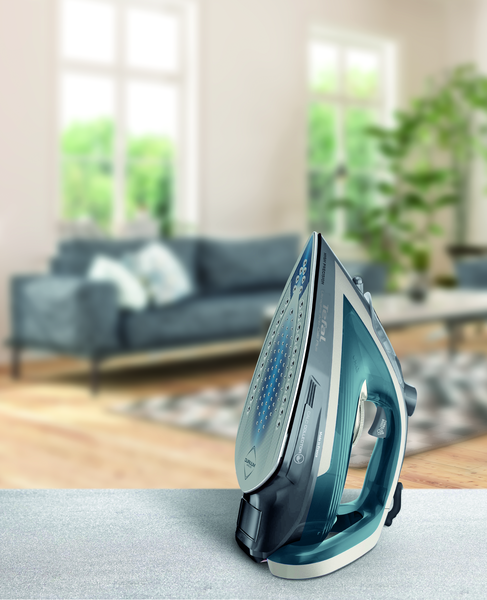 Tefal Ultragliss Plus FV6842 prasowanie w pionie