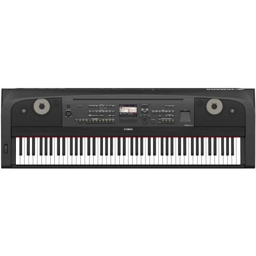 Yamaha DGX 670 B