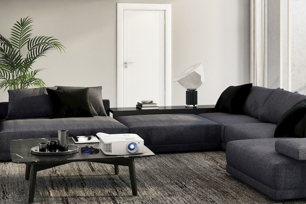 UHD38