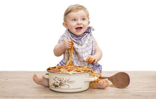 BLW, dziecko, jedzenie, niemowlak