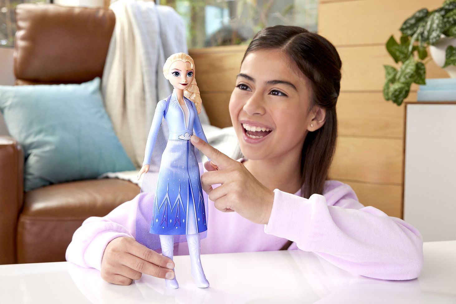 Disney Frozen Kraina Lodu Śpiewająca lalka Elsa