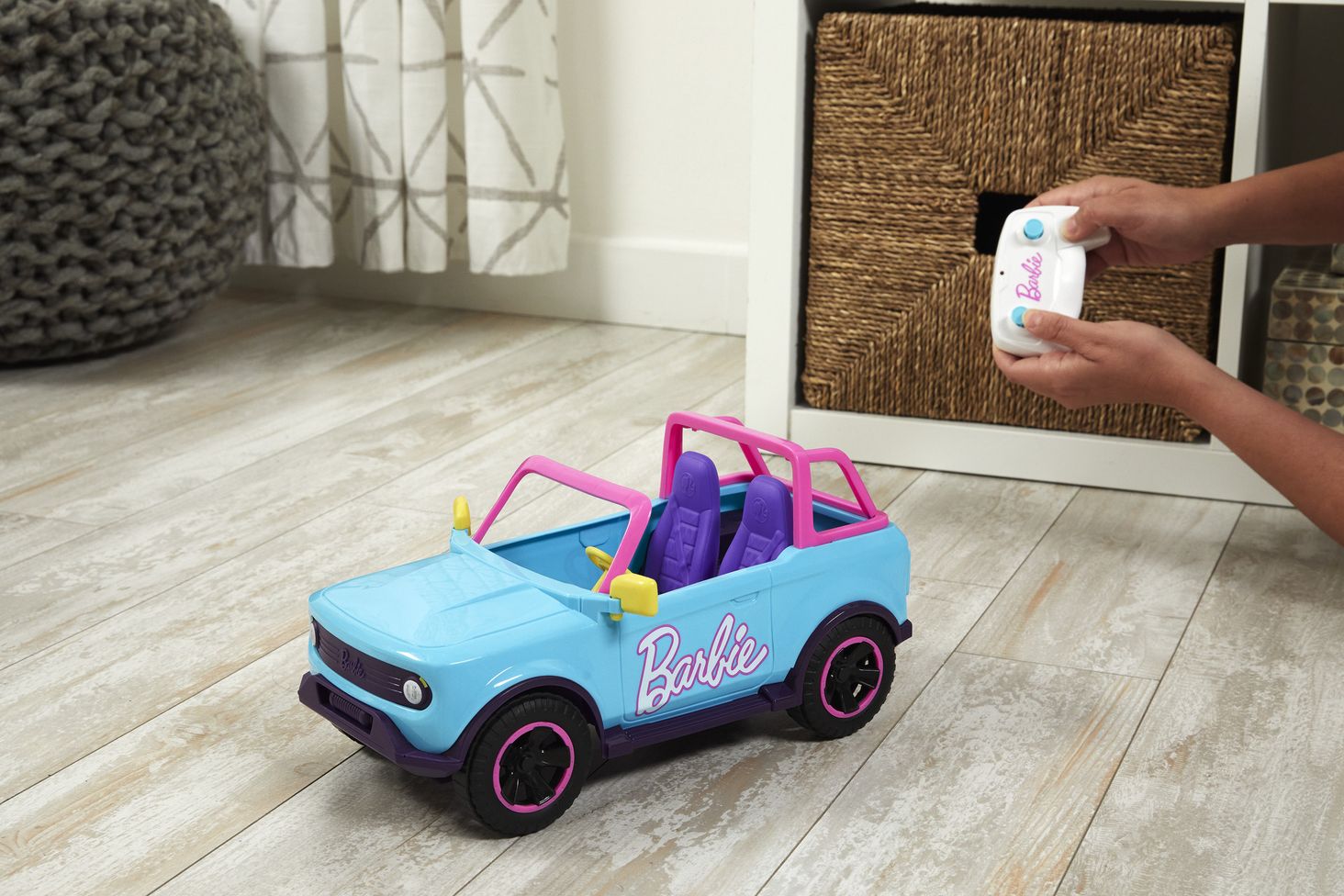 Barbie® i Hot Wheels®