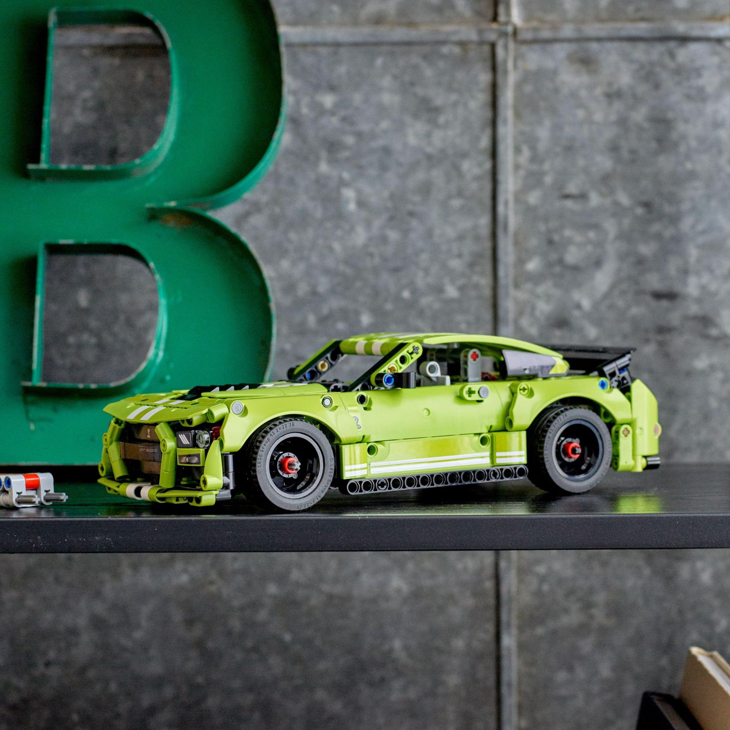 LEGO Technic 42138 - 3