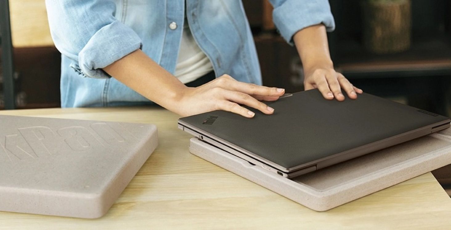 Lenovo recykling PET