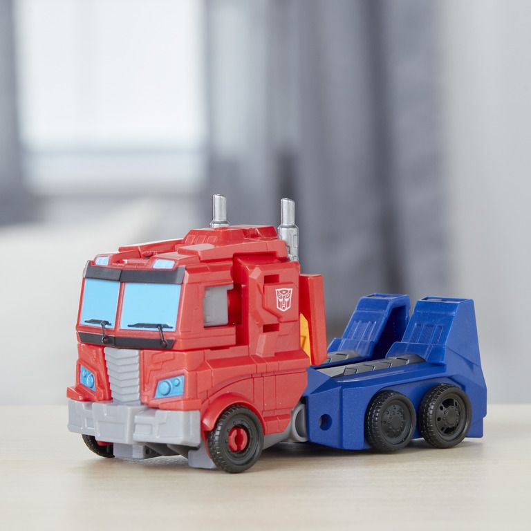 Cyberverse Seria Warrior Optimus Prime
