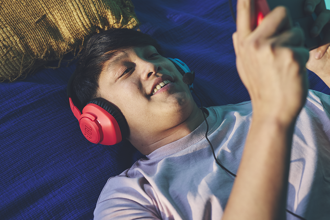 JBL QuantumSOUND Signature - 1