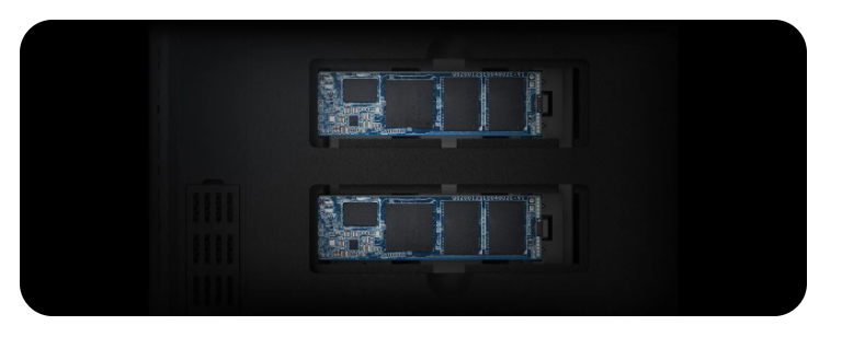 Wyższa wydajność dzięki wbudowanym gniazdom SSD