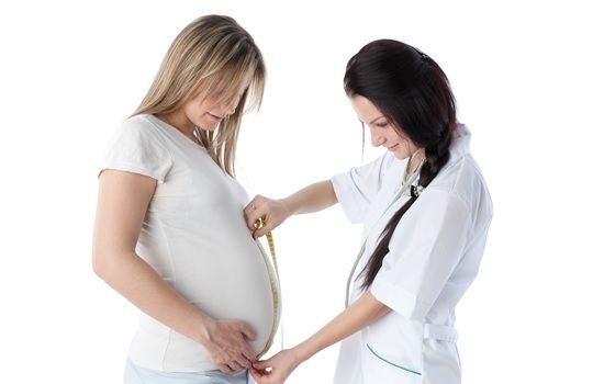 Jak wybrać lekarza prowadzącego ciążę?