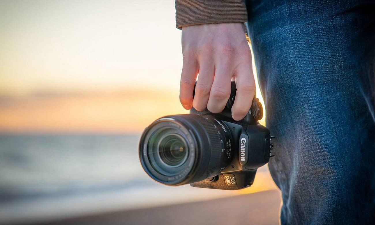 Canon EOS 850D