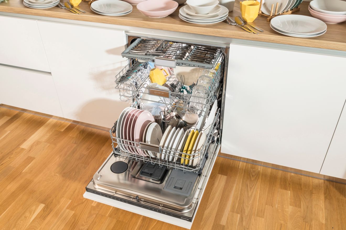 Gorenje 16 kompletów naczyń