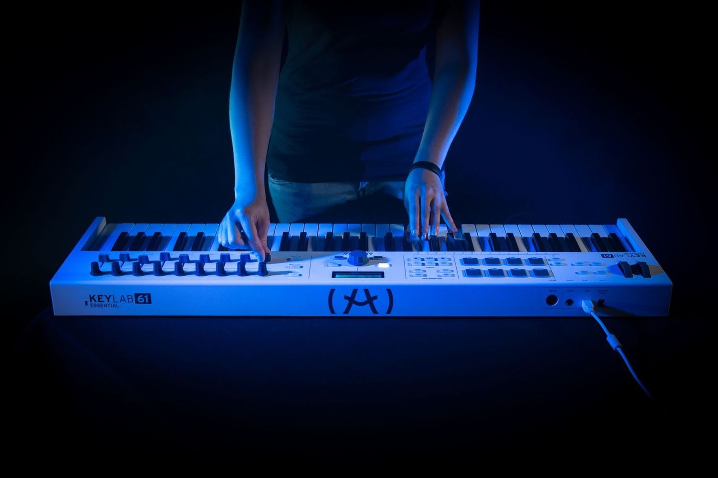 zdjęcie klawiatury Arturia
