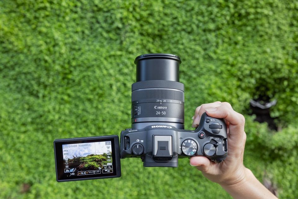 Canon RF 24-50mm F4.5-6.3 IS STM
