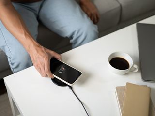 Jak przedłużyć żywotność baterii w smartfonie?