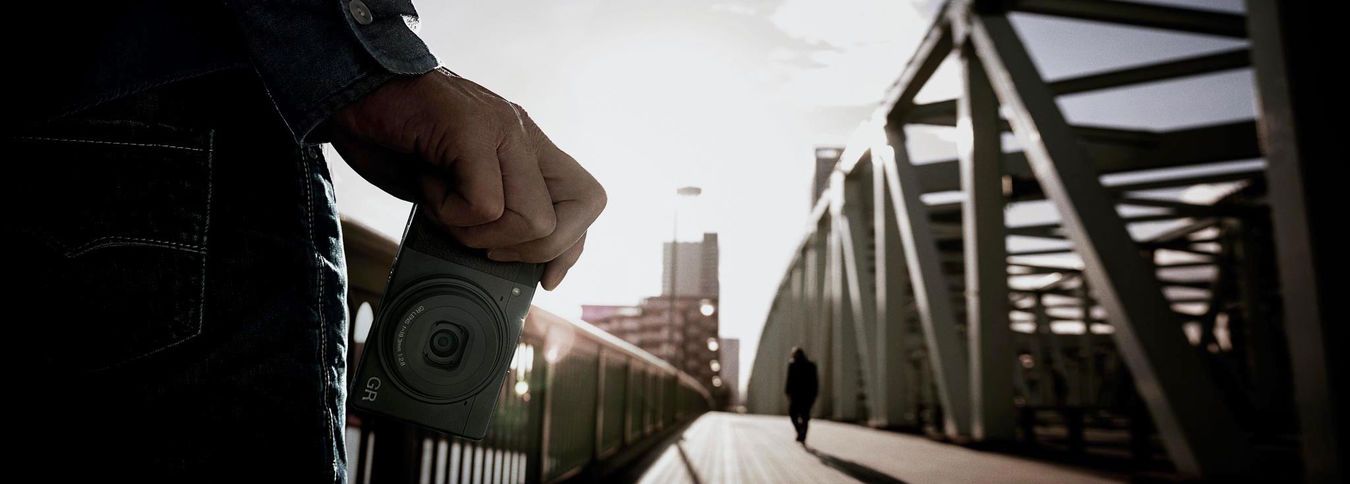 Ricoh GR III - 1