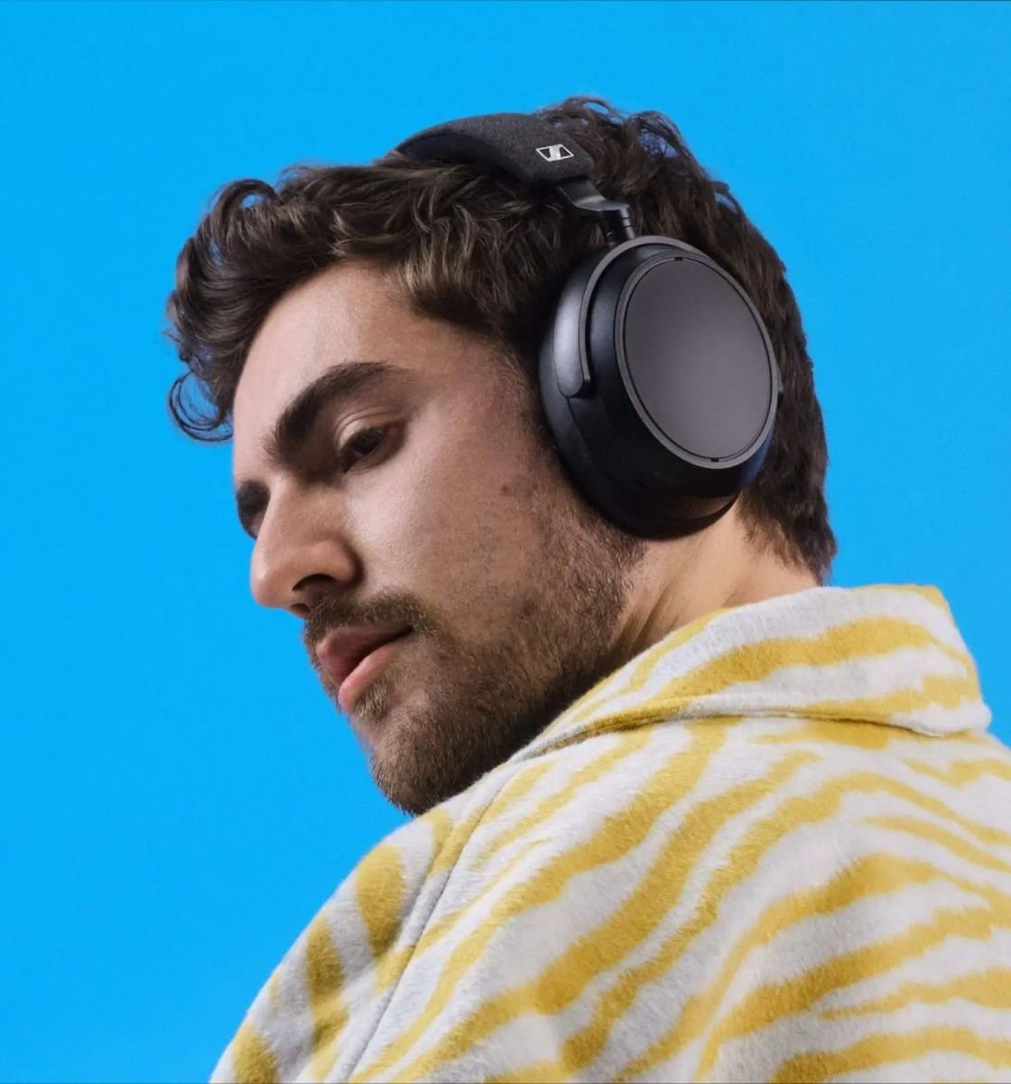 Momentum 4 Wireless M4AEBT Czarny