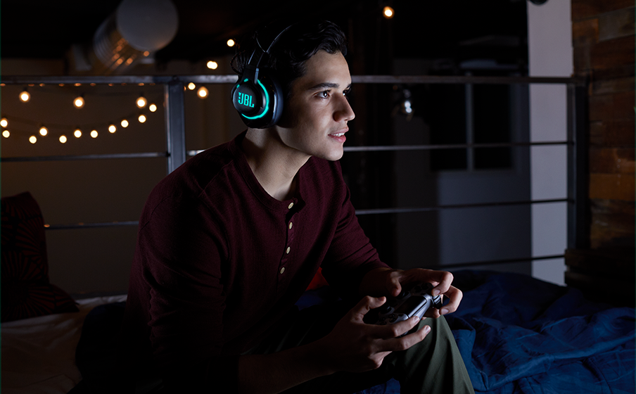 JBL Quantum 810 Wireless - 2