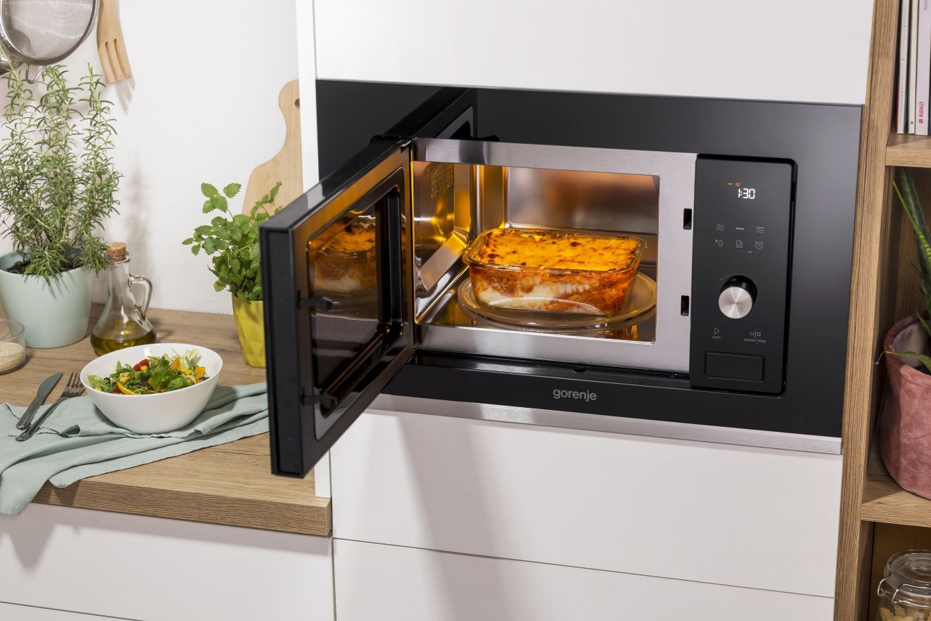 Gorenje Kuchenka mikrofalowa i grill