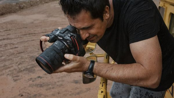 Canon EOS