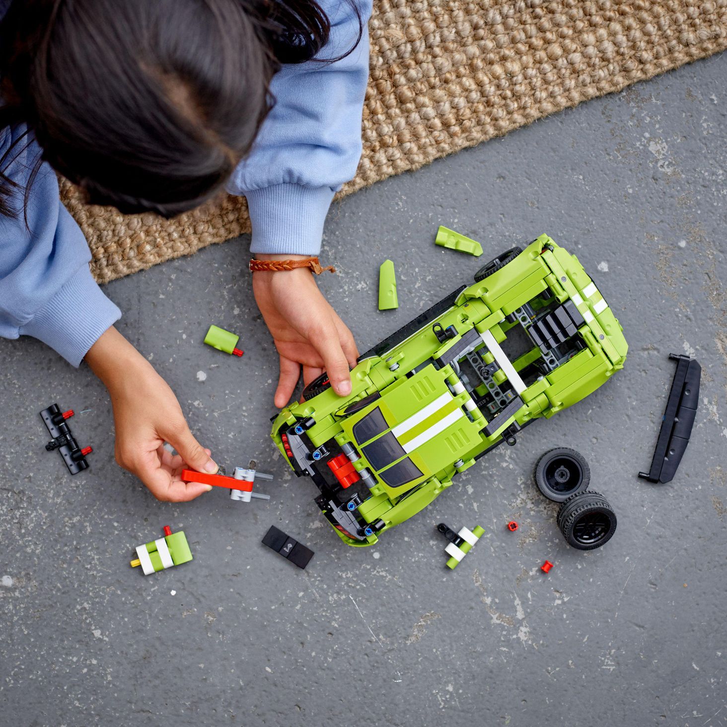 LEGO Technic 42138 - 4