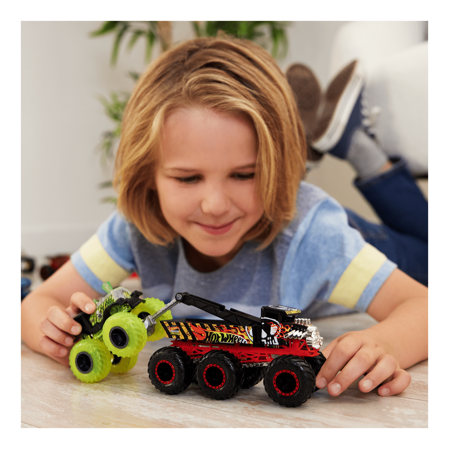 Hot Wheels Monster Trucks 6-kołowa ciężarówka 1:64 Ast.3