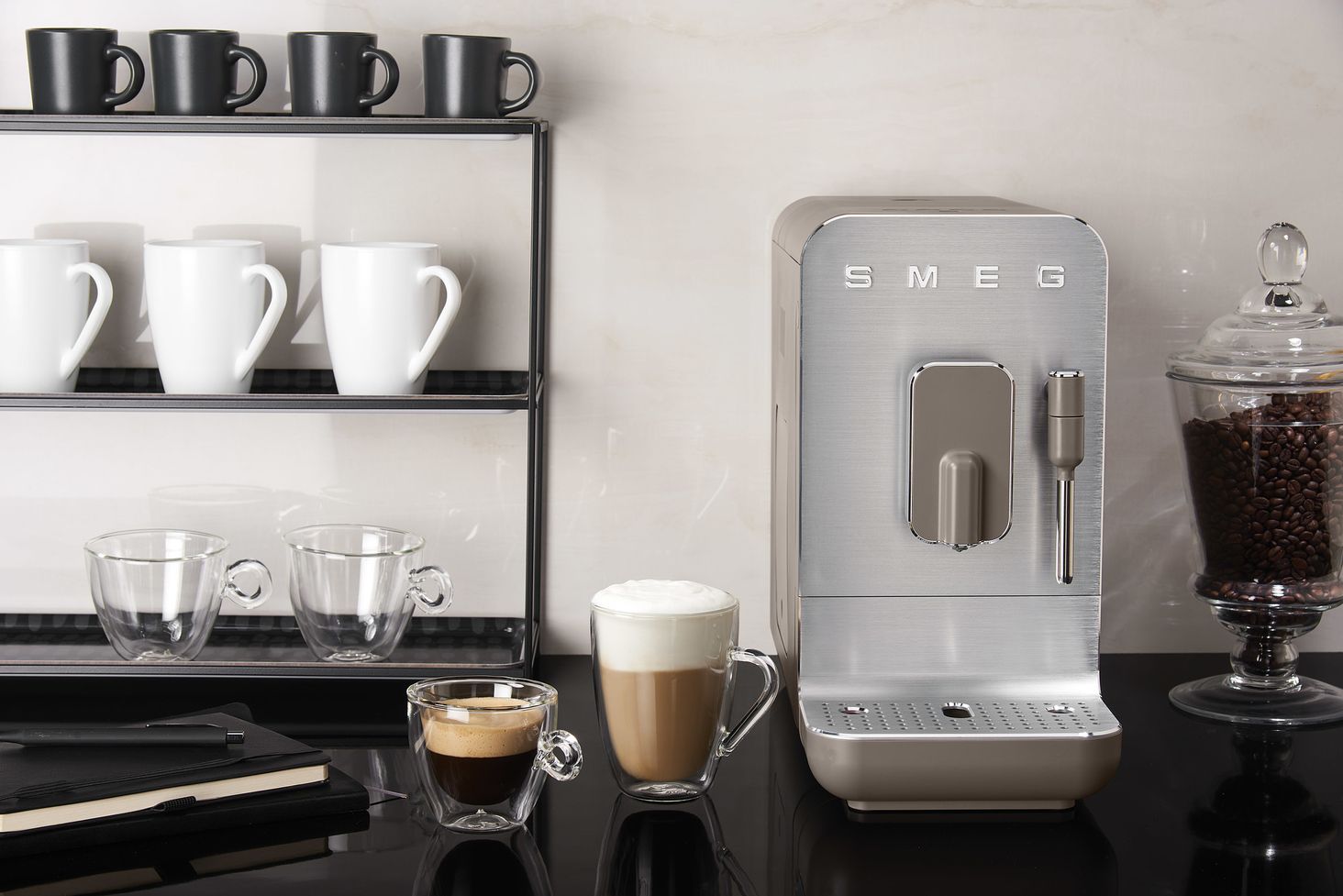 SMEG BCC02WHMEU