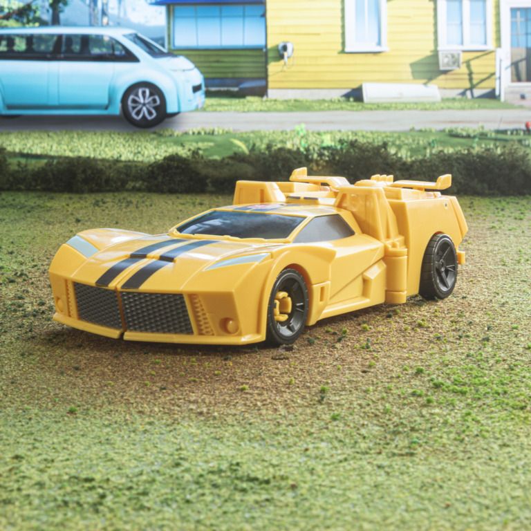 Earthspark Bumblebee Mo Malto F7662-3