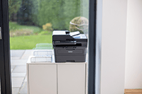 Brother MFC-L2802DN cecha 2