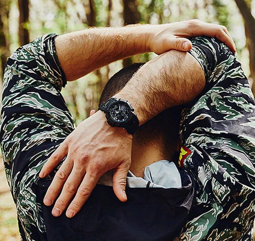 CASIO G-SHOCK G-SQUAD GBA-900-1AER - na ręce