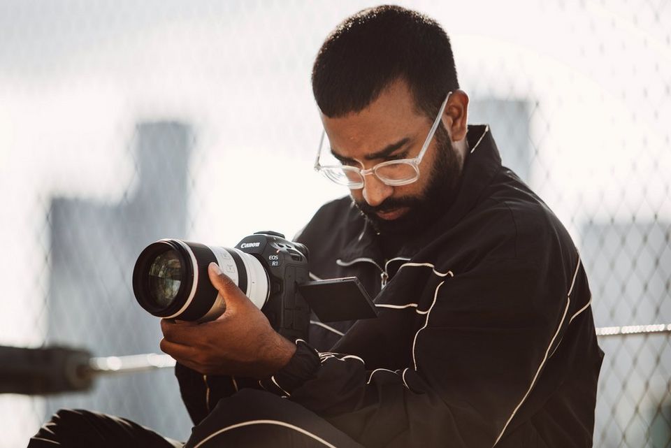 CANON camera Canon EOS R1 (10)