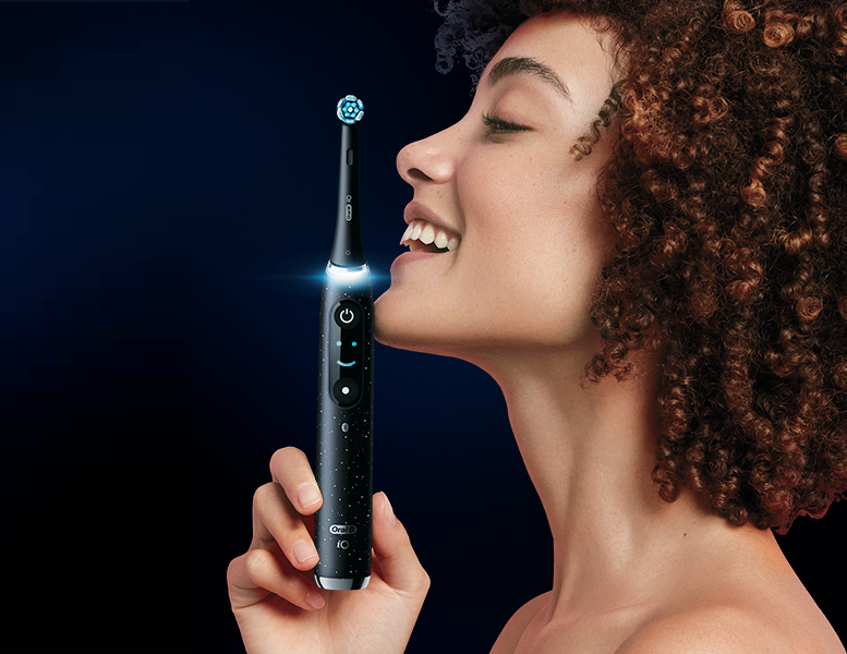 Oral-B iO Series 10 Plus Cosmic Black_2