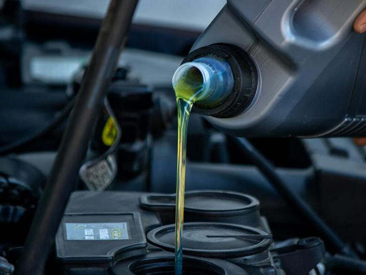 oznaczenia oleju silnikowego