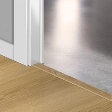 Zdjęcie Quick-Step Profil Dąb naturalny lakierowany 2150x48x13mm (QSINCP04749) - Świdwin