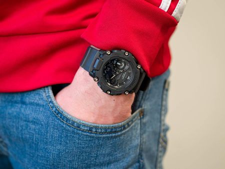 Casio G-Shock GA-2200BB -1AER - zdjęcie 2