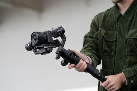Sony E PZ 10–20 mm F4 G APS-C SELP1020G - zdjęcie 4